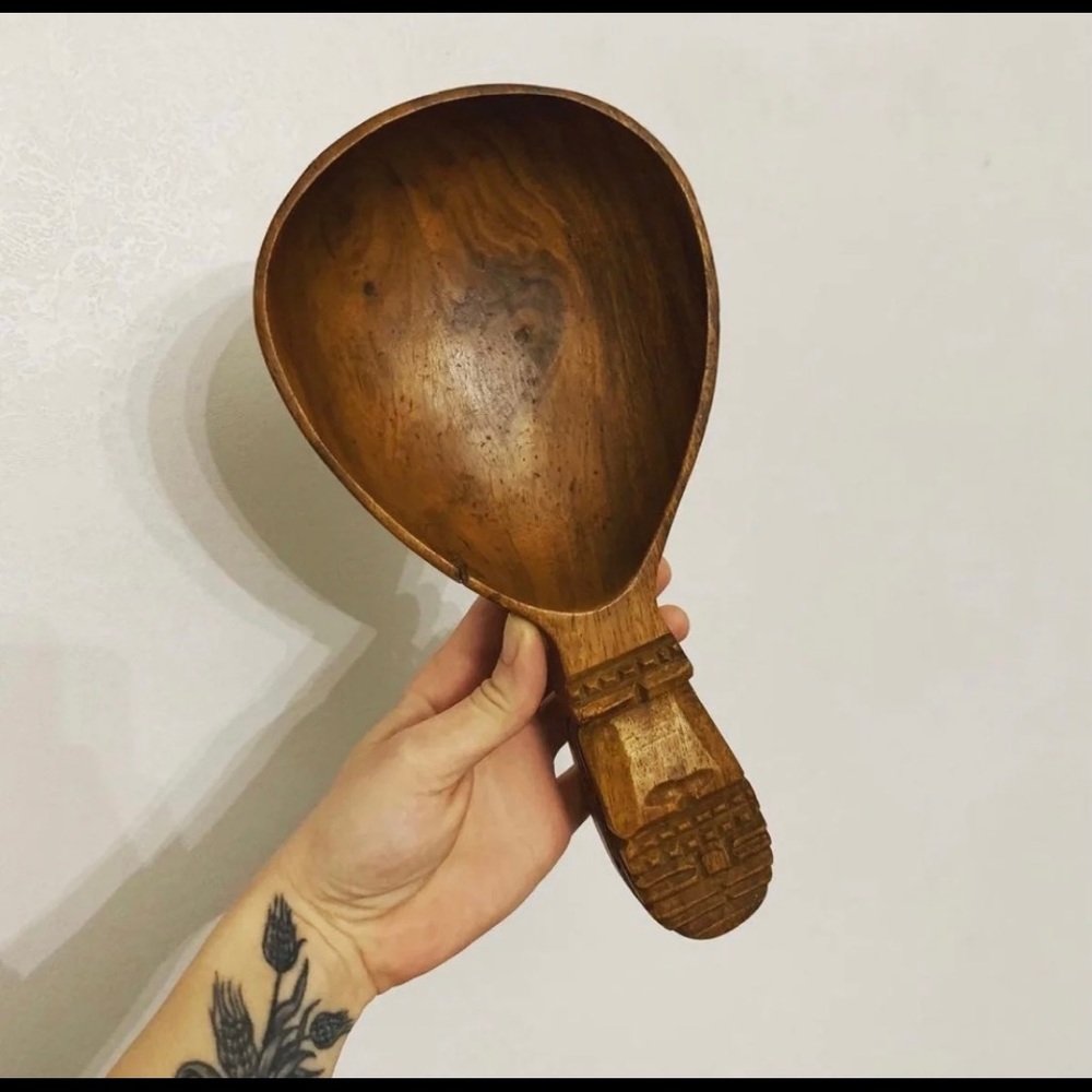 Hand carved Monkey Pod Spoon Rest